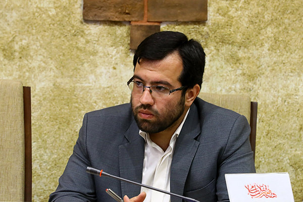 حضور میلیون‌ها نفر در پیاده‌روی اربعین، نیازمند نگرش جهانی است