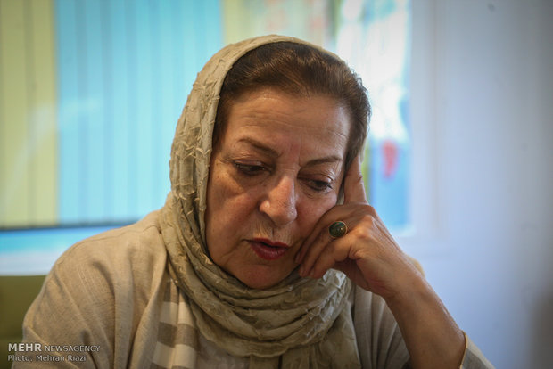 اگر کودکان ما عروسک «باربی» در دست دارند تقصیر مسئولان است